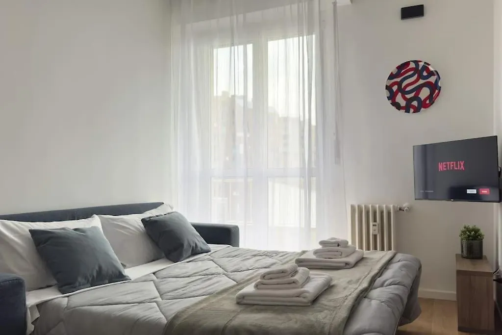 10 Min To Rho Fiera-Sansiro - Wifi - Ac - Netflix Apartment Milan