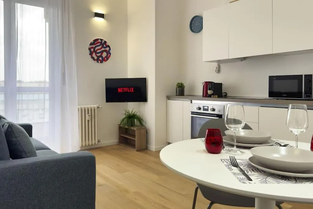10 Min To Rho Fiera-Sansiro - Wifi - Ac - Netflix Apartment Milan